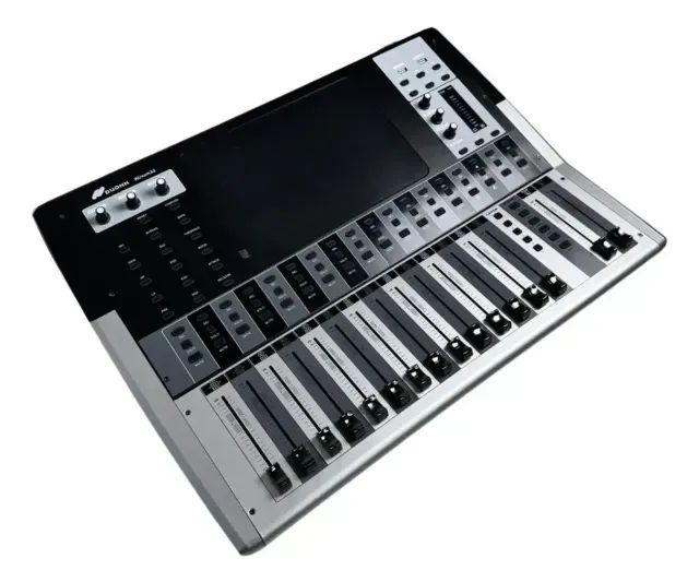 Mesa De Som Digital Duonn Atrium 32 Canais - Aparelhos de Som