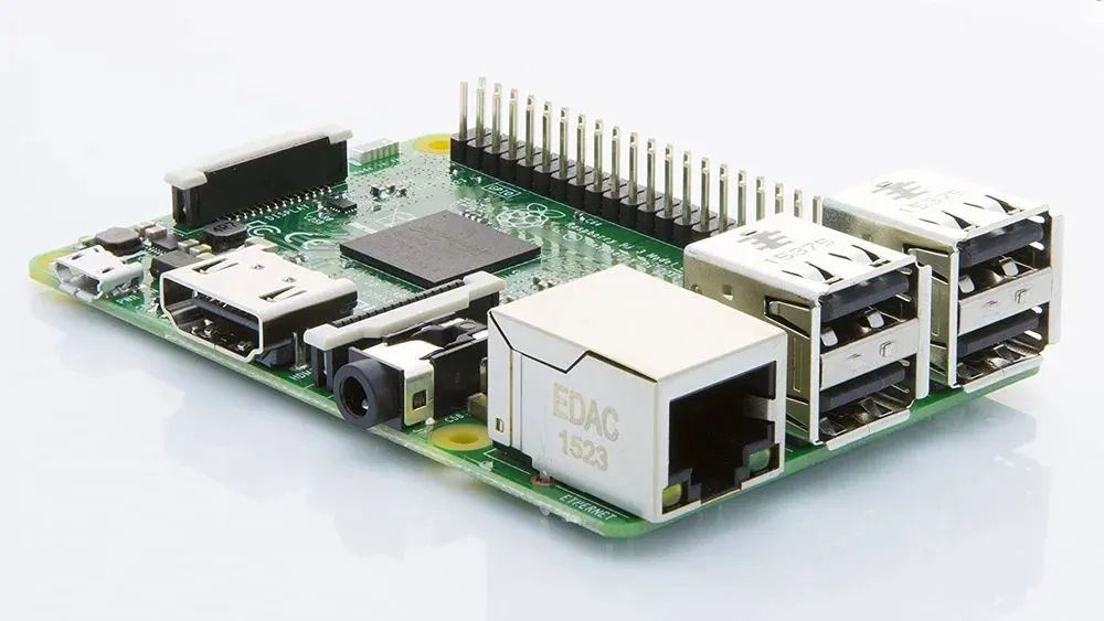 RASPBERRY PI 3 NOVO