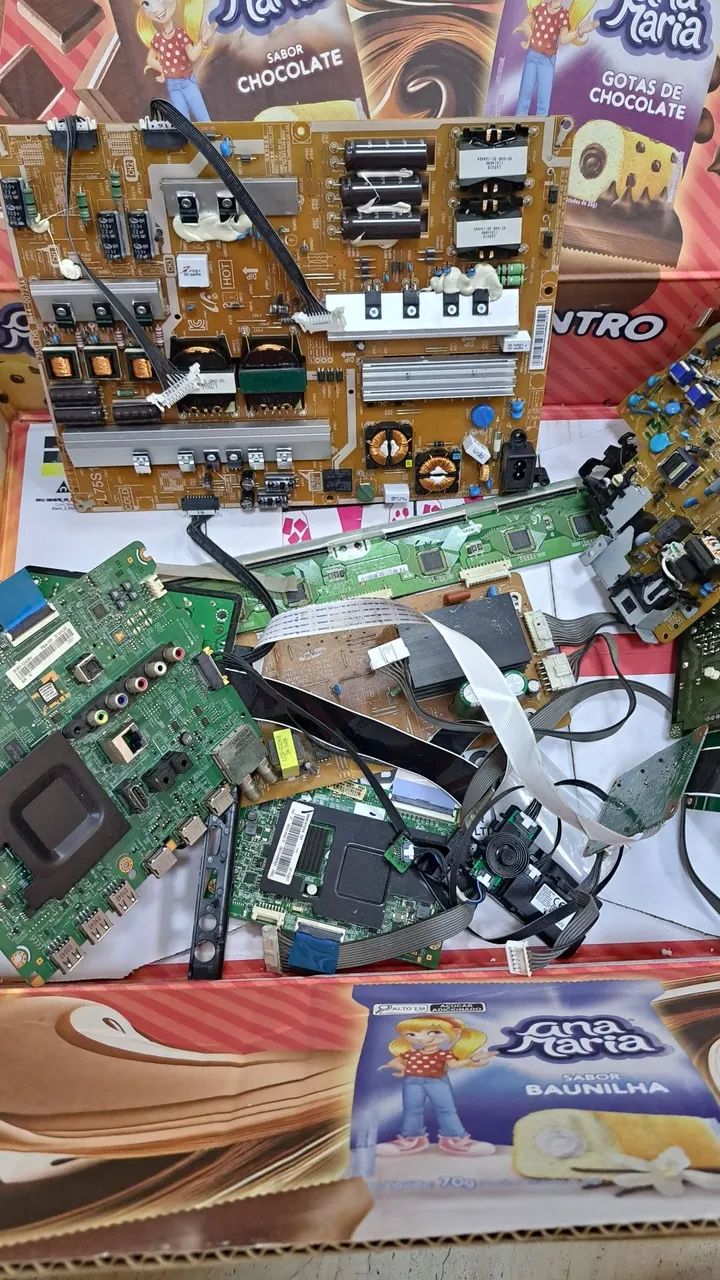 Lote de placas de tvs