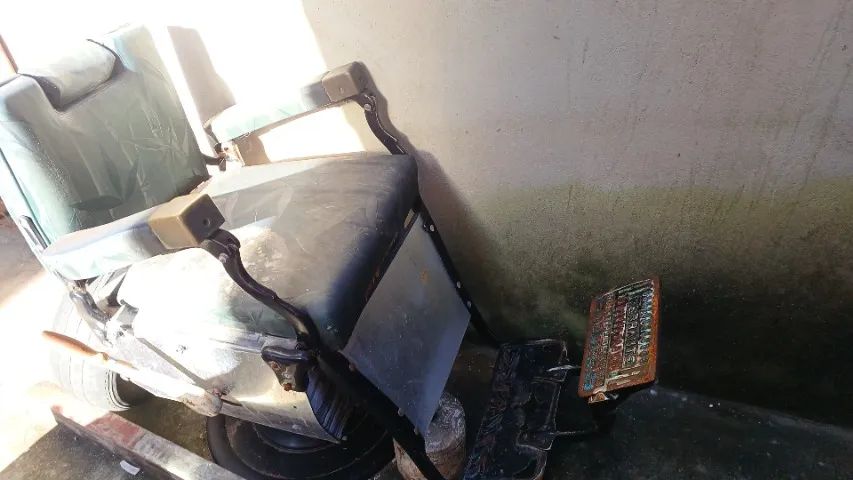 Cadeira de barbeiro retrô - Foto 2