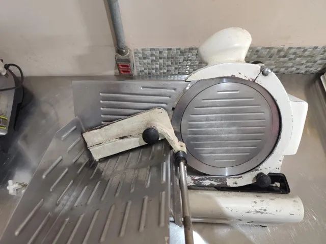 cortador de frios