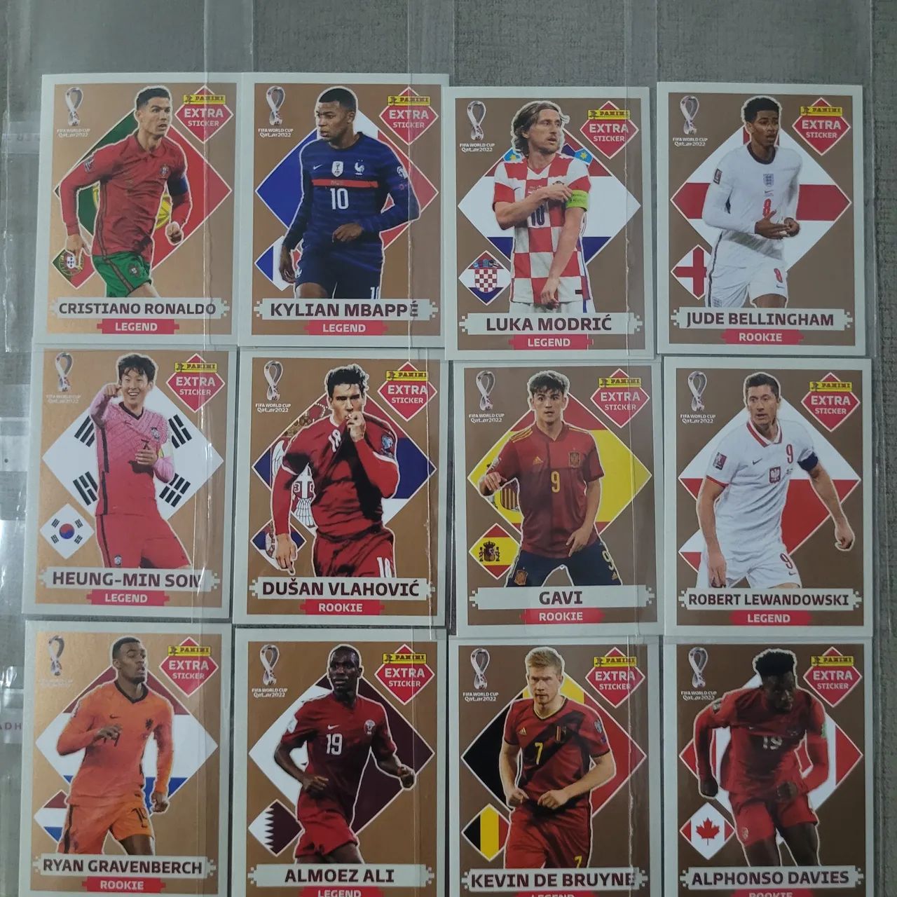 Legend 2022 lote com 16 figurinhas  - Foto 2