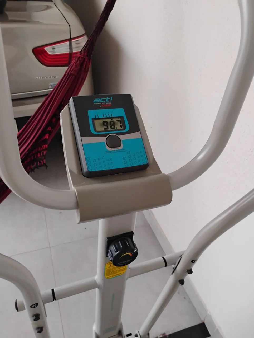 Vende-se aceito cartão.    - Foto 2