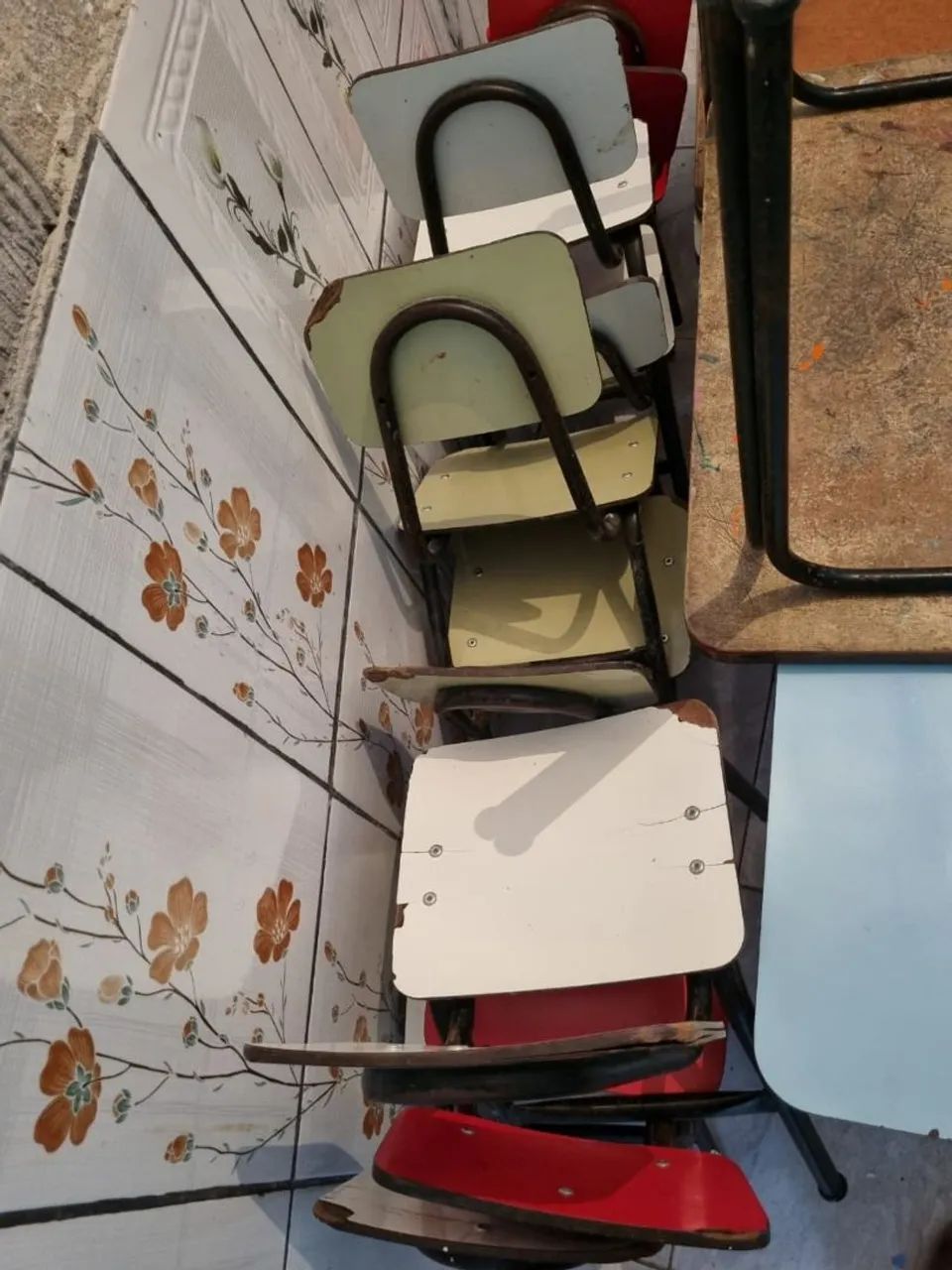 MESASE CADEIRAS DE ESCOLINHA - Foto 4