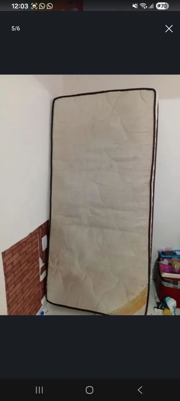 Vendo colchão solteiro 