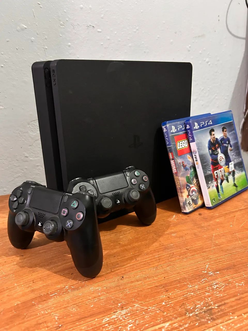 PS4 slim de 1 TB 