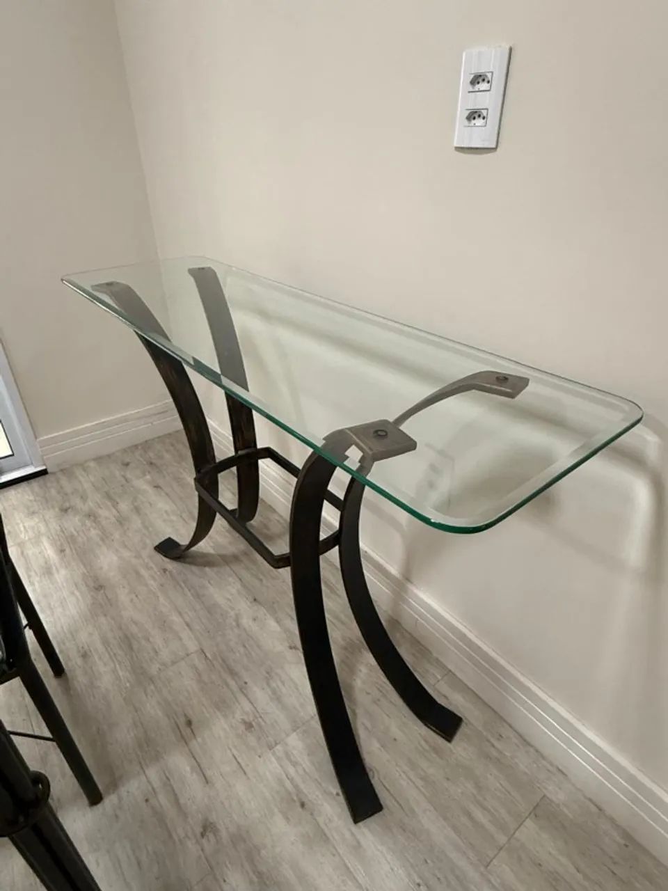 Mesa de Jantar 4 Cadeiras com Aparador - Foto 2