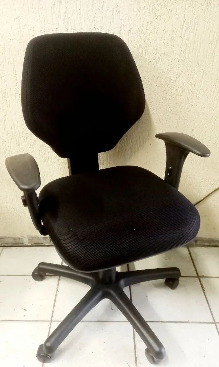 Cadeira Escritório Flexform em ótimo estado  - Foto 3
