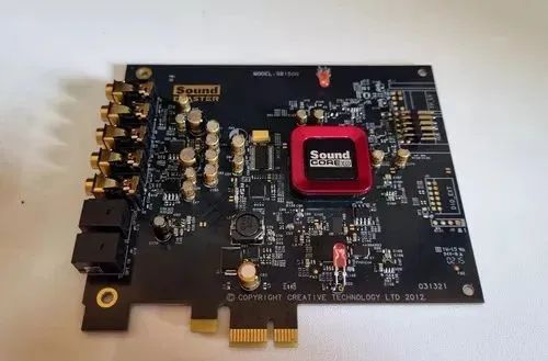 Placa de áudio - Creative Soundblaster Z - Foto 3