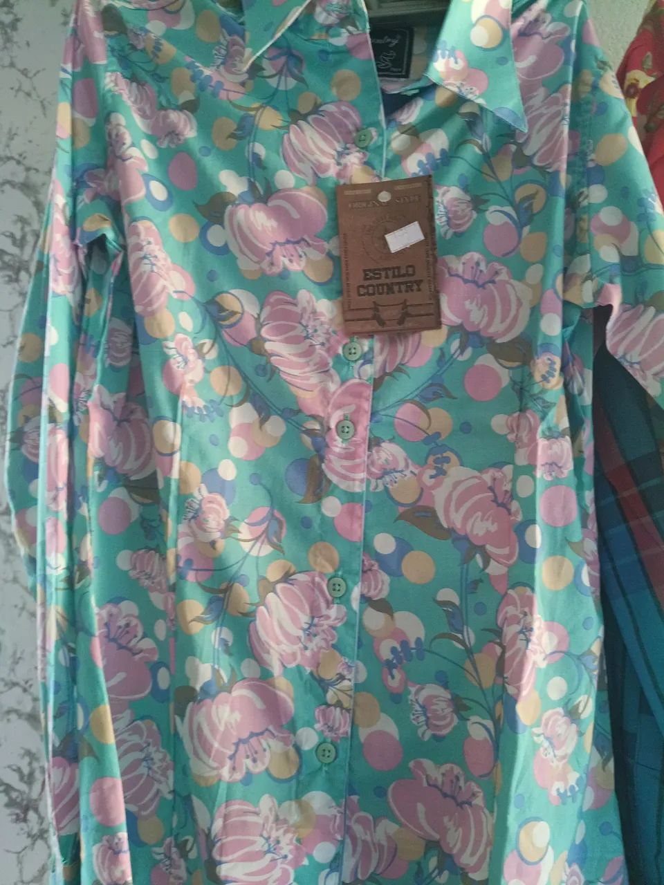 Camisas femininas  tamanho p  - Foto 2