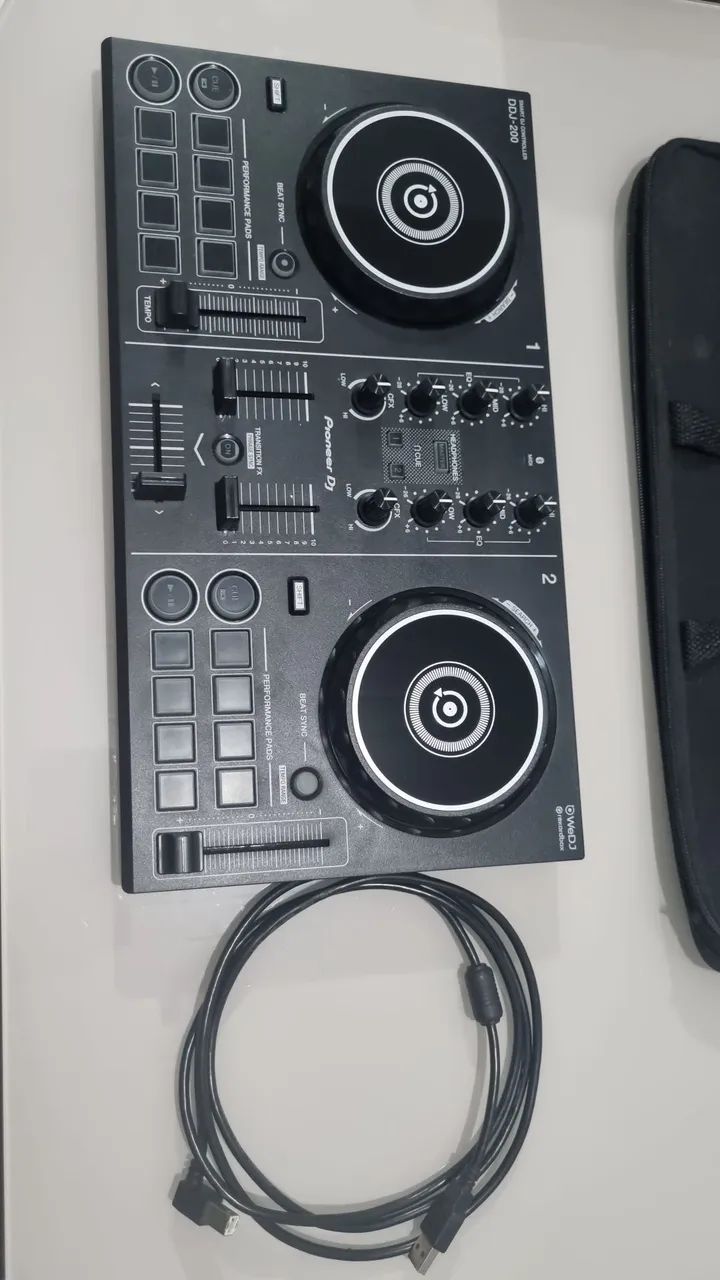 DDJ-200 controladora Pioneer 