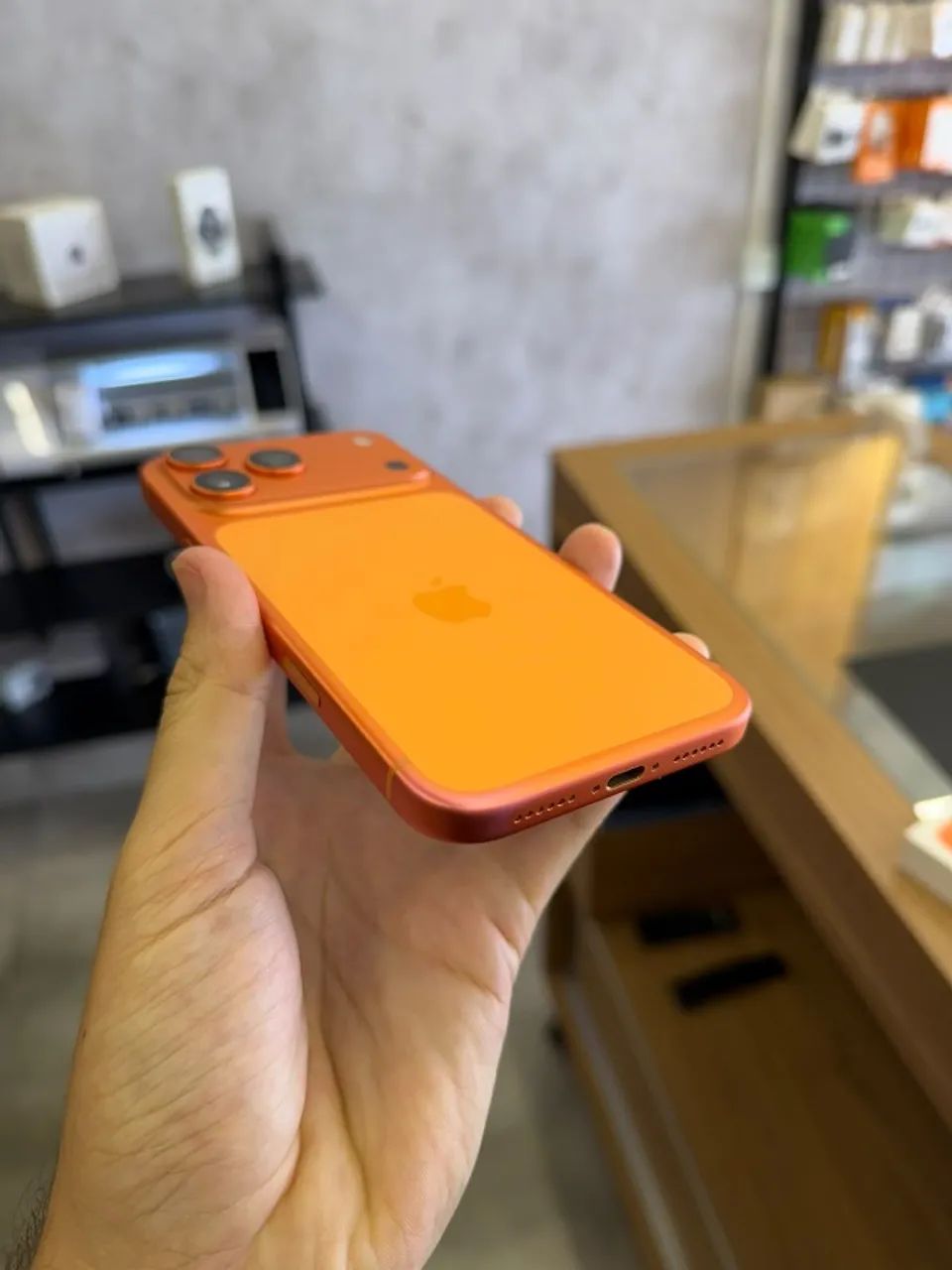 iPhone 17 pro max 256gb Laranja - Foto 2