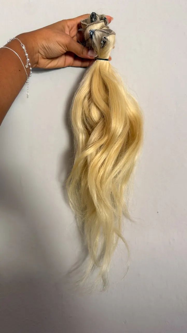VENDO CABELOS HUMANOS LOIROS LEIA COM ATENÇÃO  - Foto 4