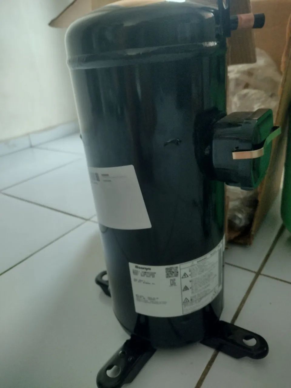 COMPRESSOR 5TR R22 380V PANASONIC ZERO NA CAIXA 