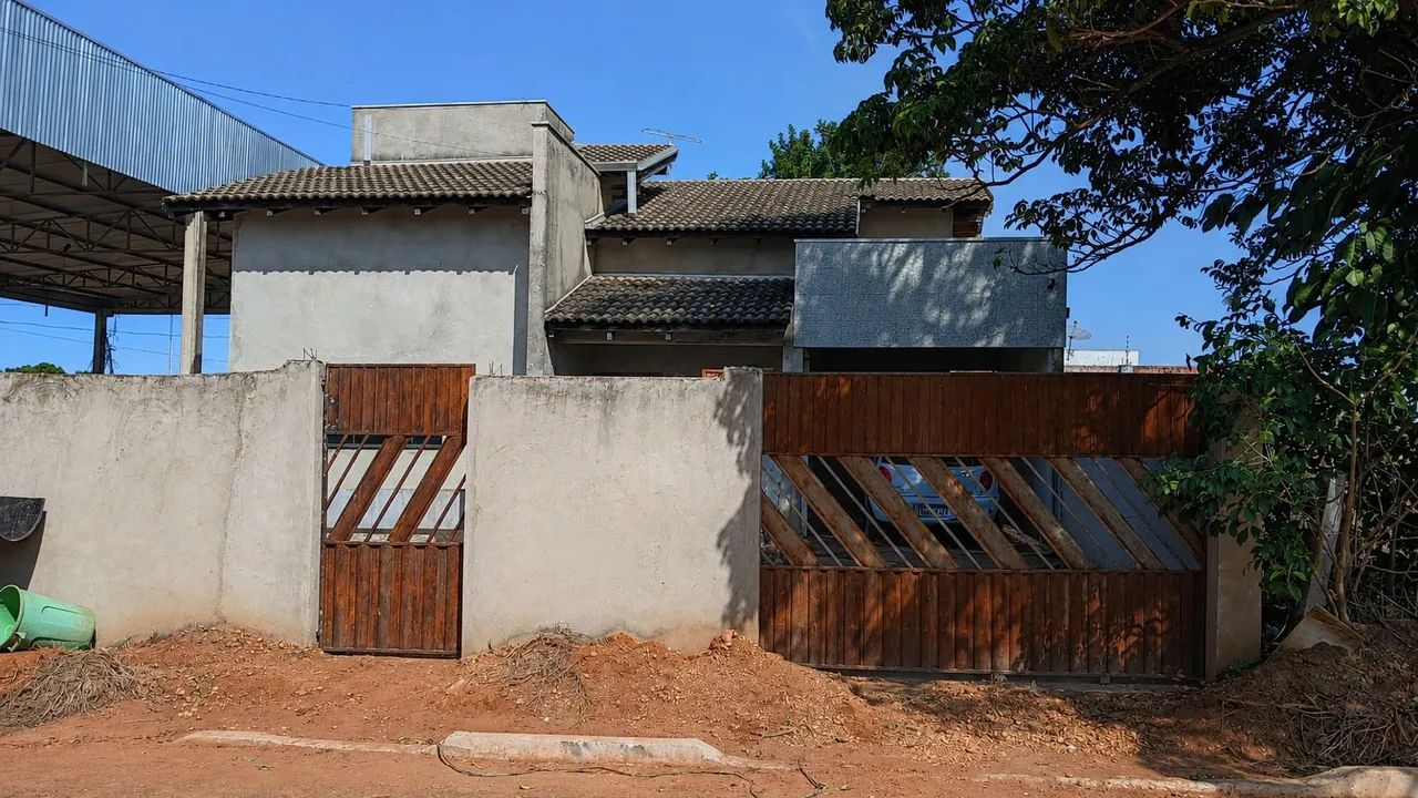 Excelente casa,em via asfaltada próximo a comércio,escola  - Foto 4