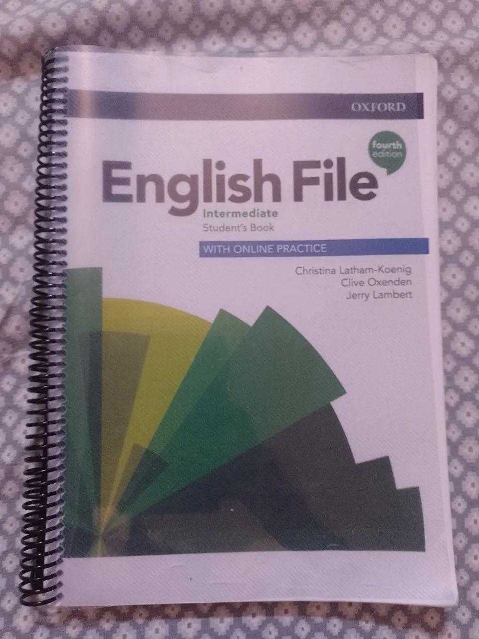 Apostila de inglês Intermediate student book