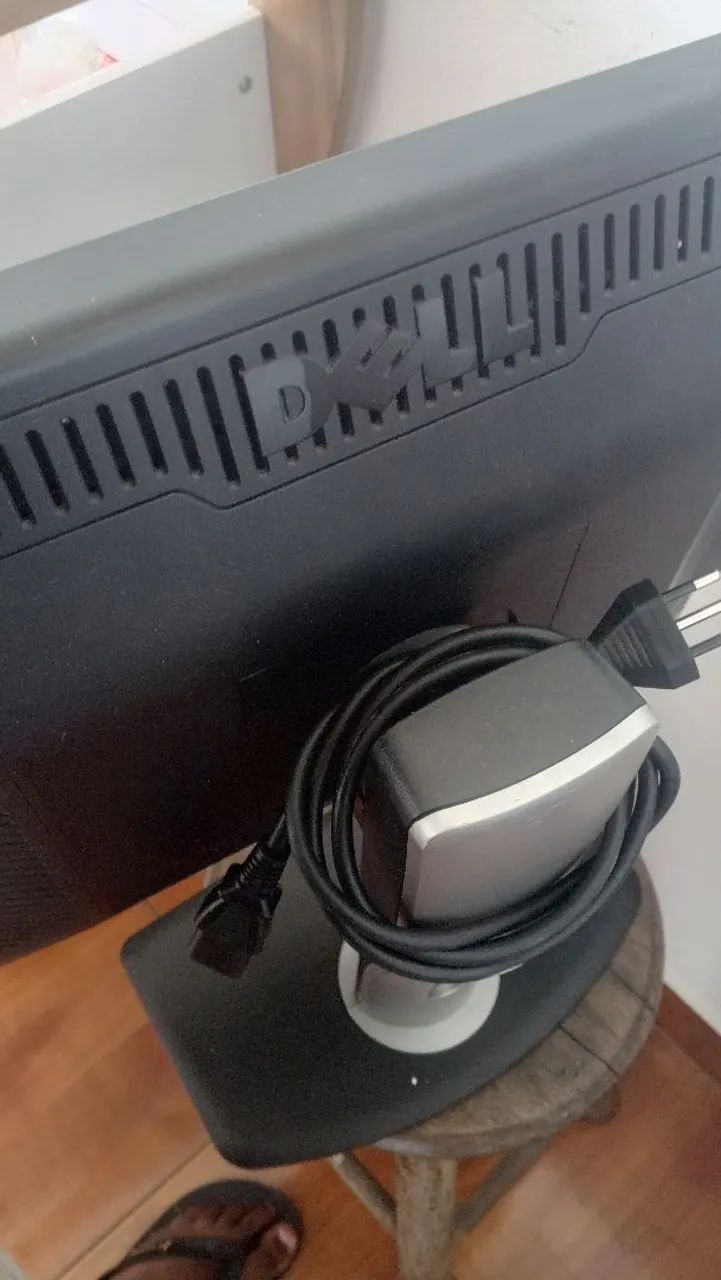 Monitor Dell 19  - Foto 3