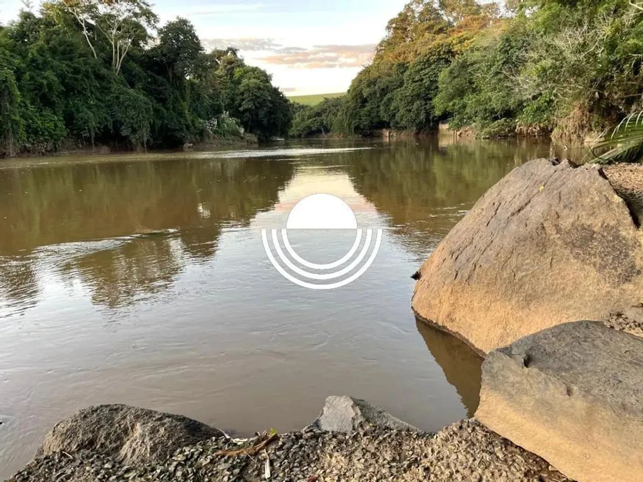 Chácara à venda em Mogi Mirim, Cachoeira de Cima, com 3 quartos, com 3000 m²