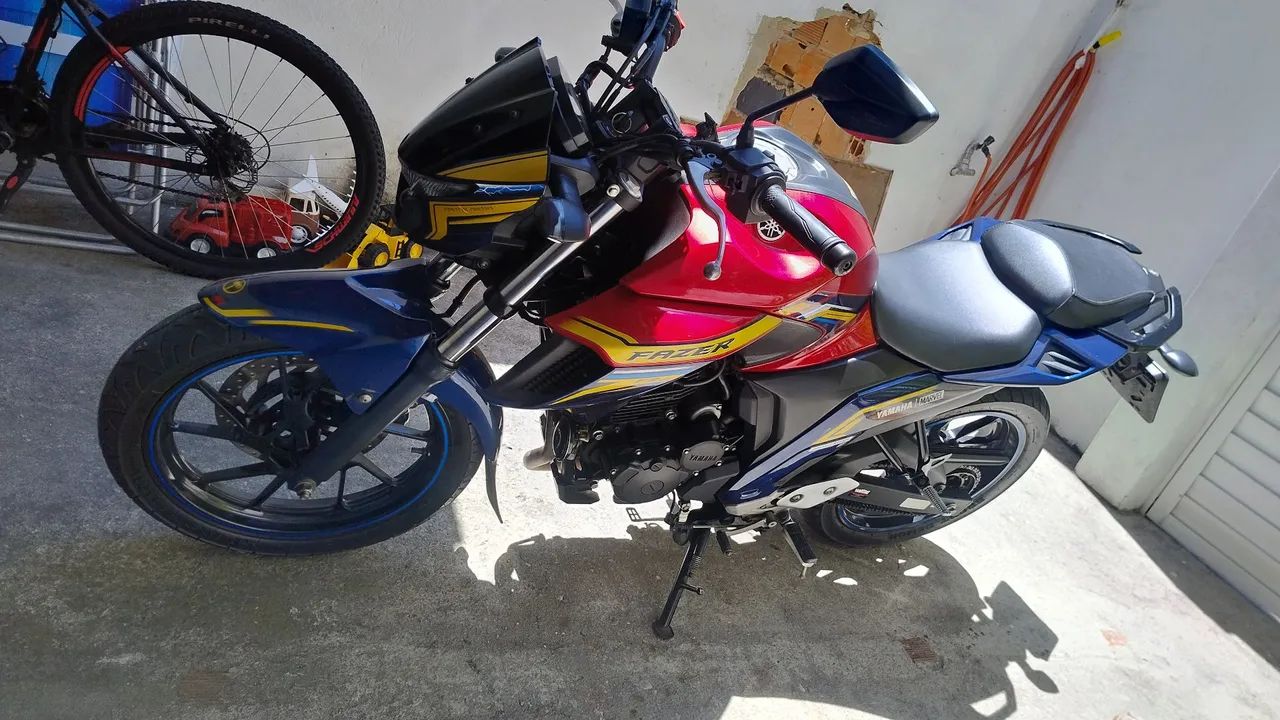 Fazer 250
