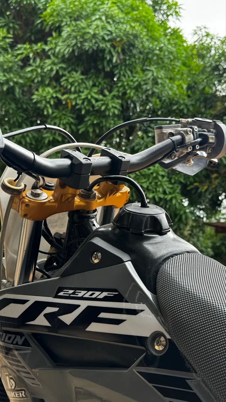 CRF 230F - Foto 3