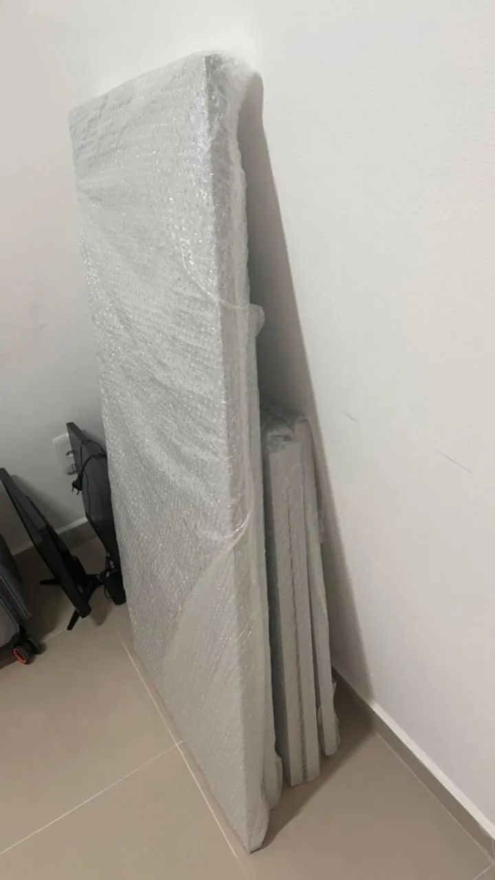 Mesa de trabalho - Foto 2
