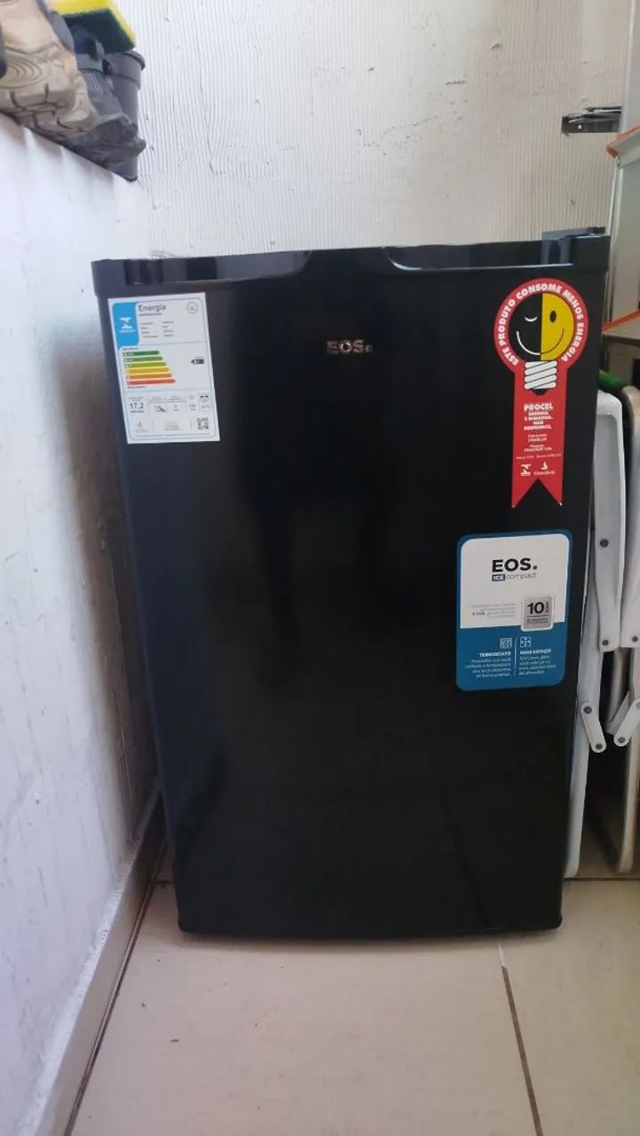 Vendo frigobar 126L
