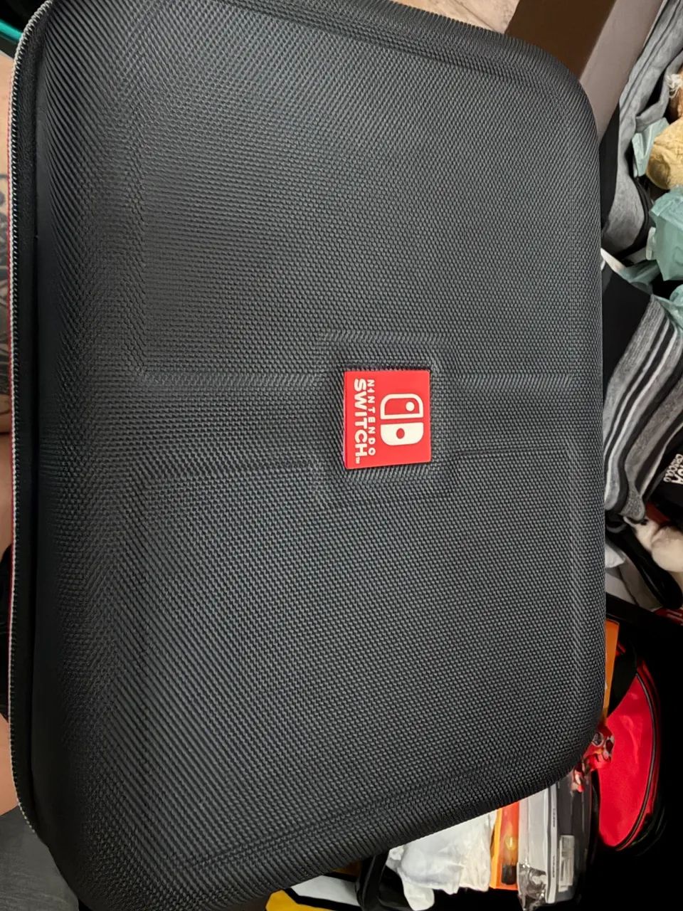 Bolsa Maleta Rígida Nintendo Switch e OLED preta - Foto 3