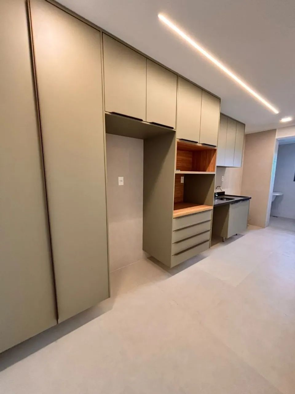 Aluga-se apartamento semi mobiliado no Edifício Évora em Cuiabá MT  - Foto 4