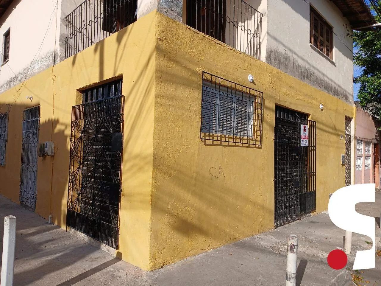 Ponto Comercial de Esquina para Alugar | Próximo ao Terminal Antônio Bezerra | 18 m² | For