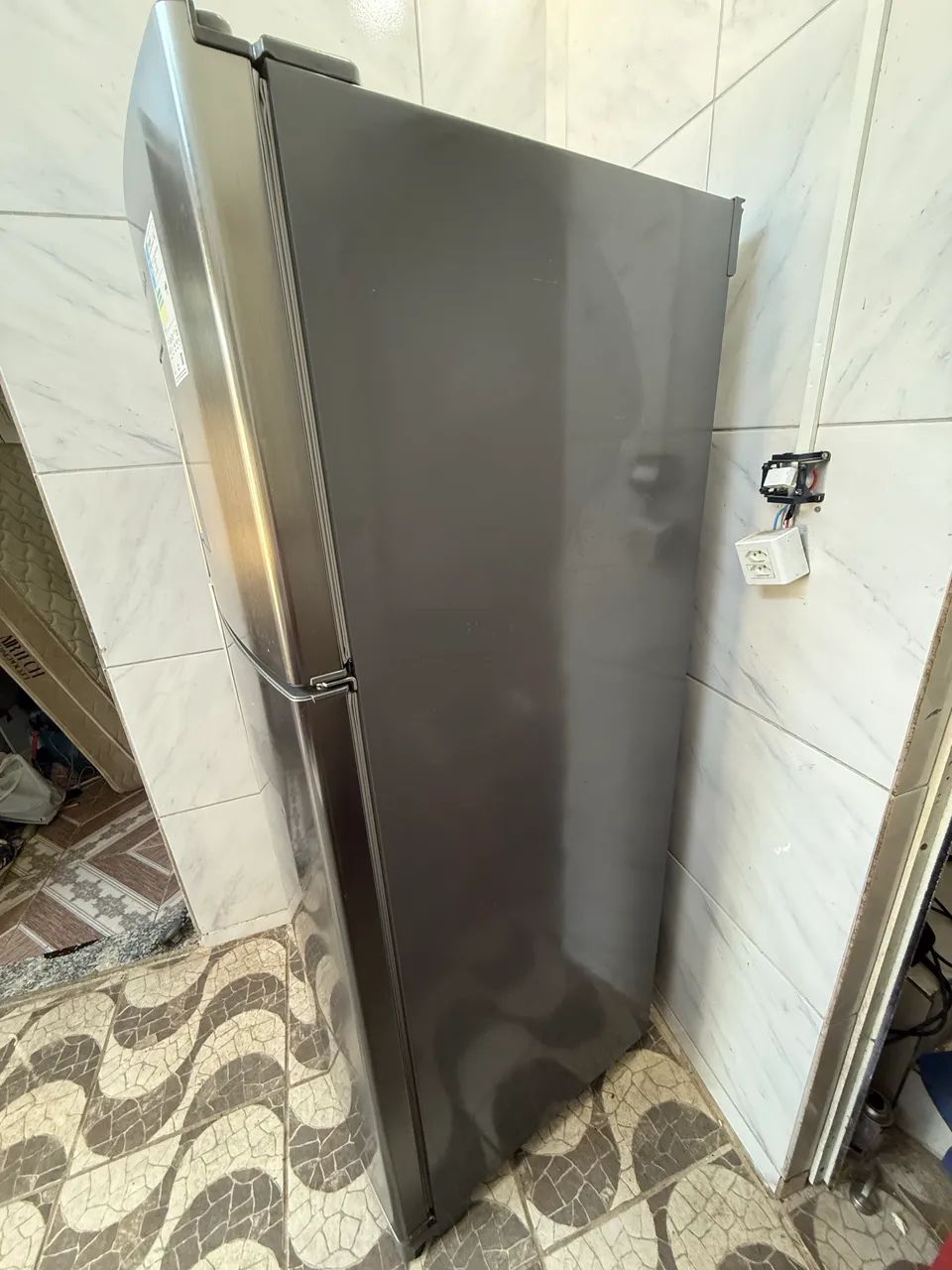 Geladeira usada !!! Já é o menor valor! - Foto 2