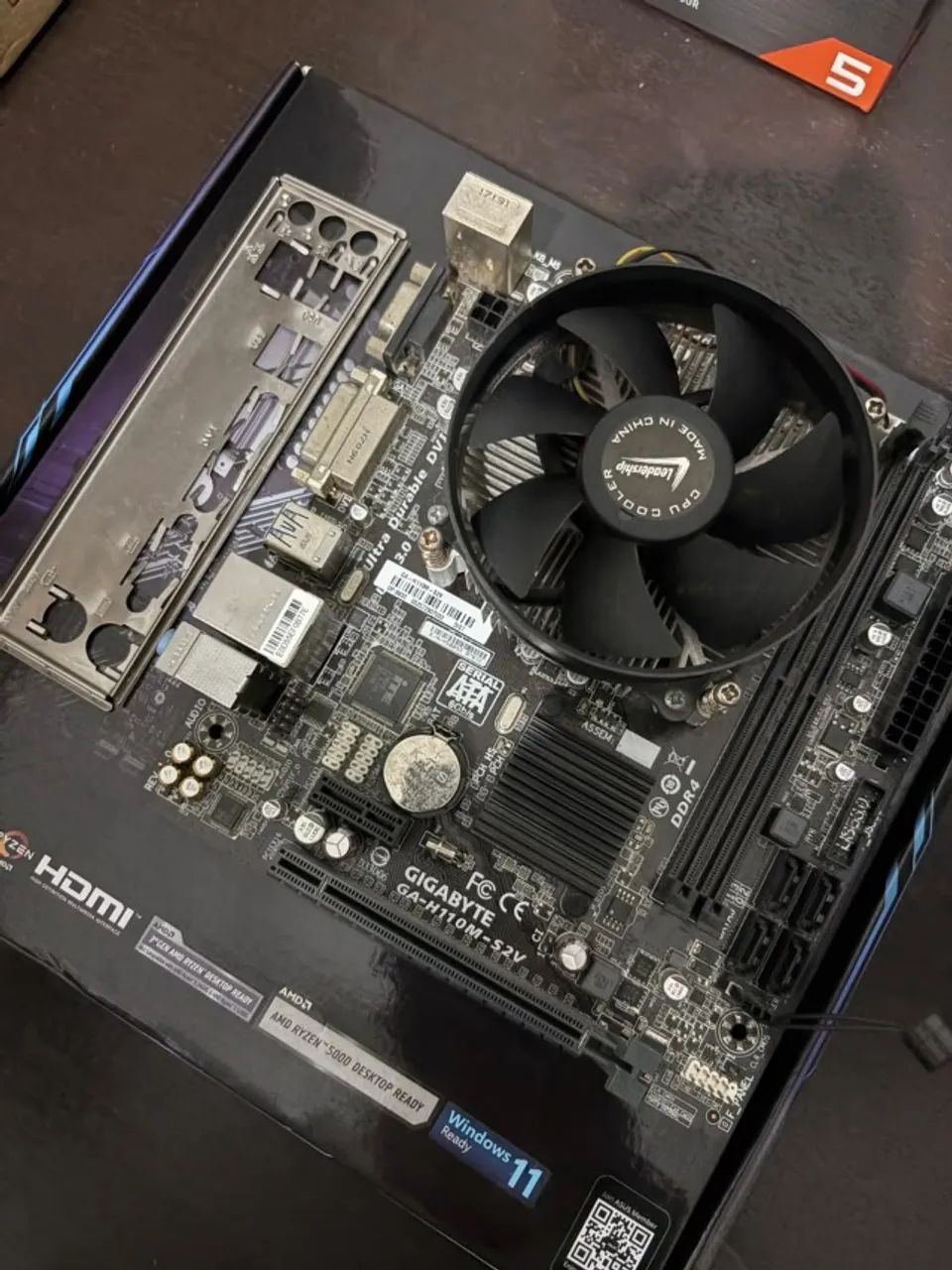 Kit Intel i5-7400 + Placa Mãe H110 (Gigabyte)