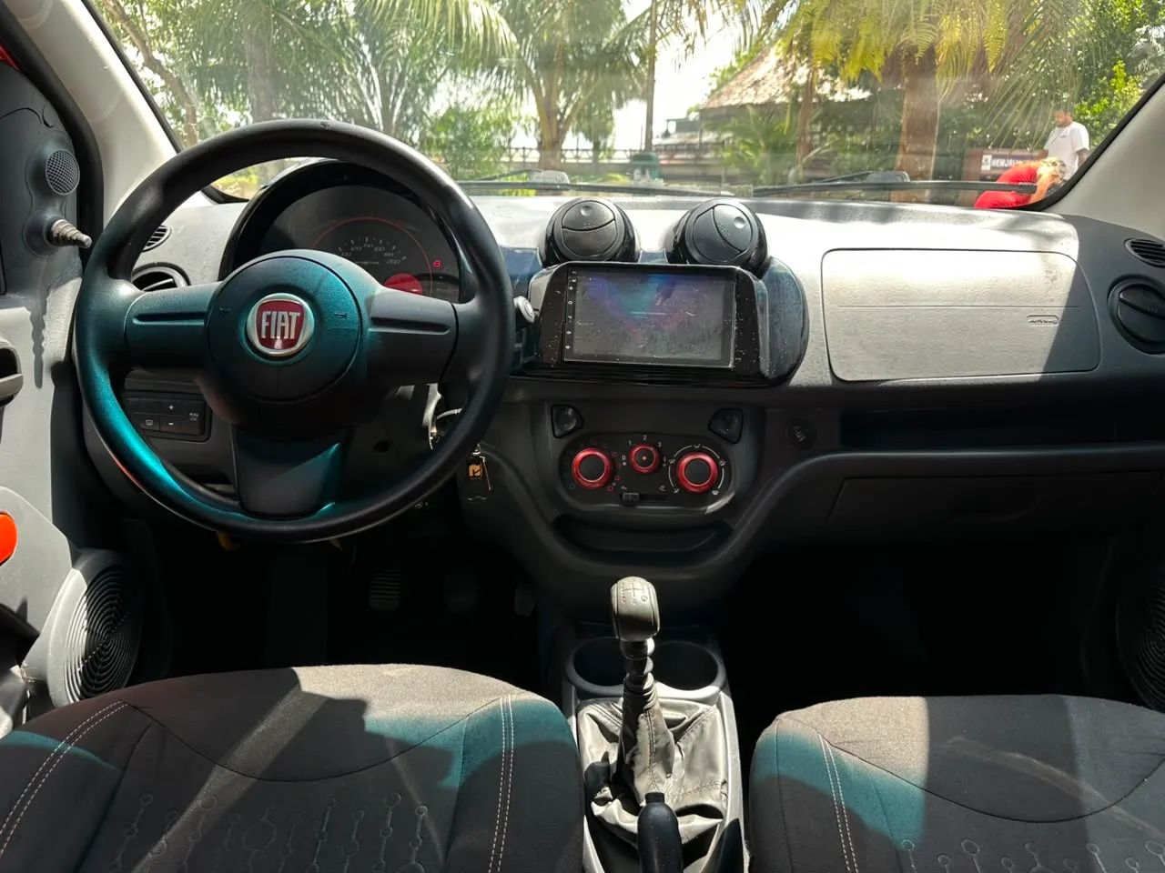 Fiat Uno Sporting 1.4 EVO Fire Flex 8V 4P 2013 - Foto 4