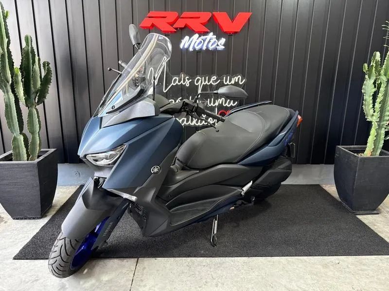 YAMAHA XMAX 2024 - Foto 4