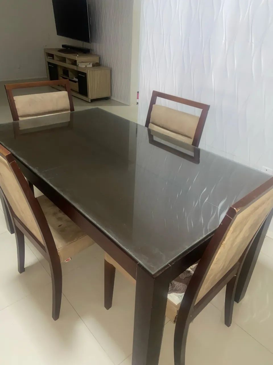 MESA COM TAMPO DE VIDRO - Foto 2