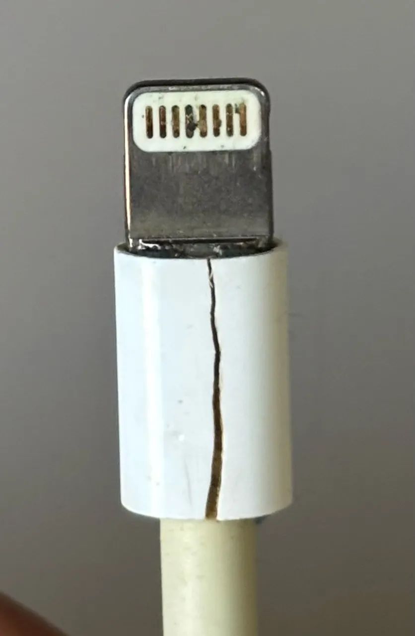 iPhone 8 64 GB dourado com caixa e acessórios - Foto 5