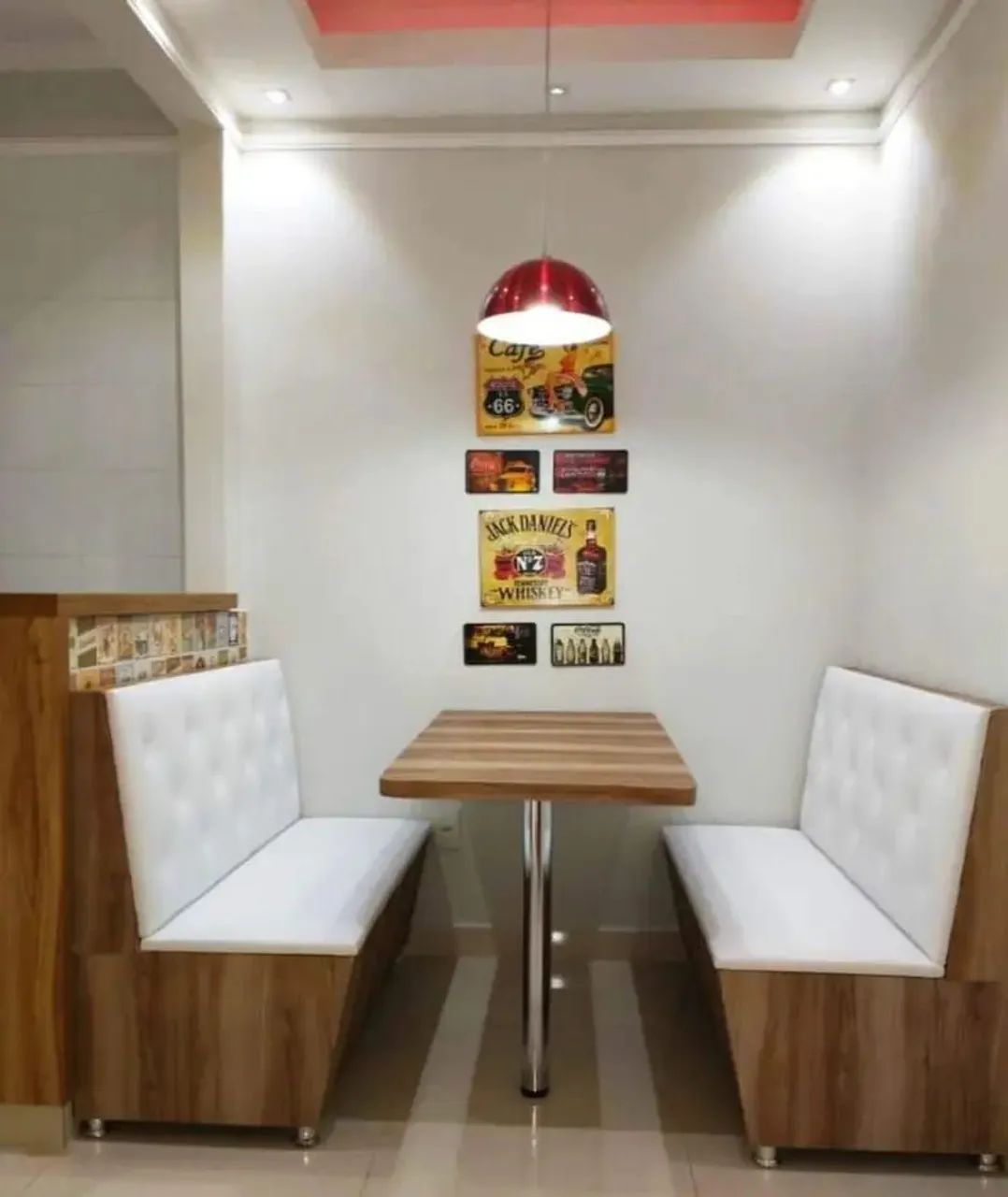 Conjunto mesa + poltronas booth - Foto 3