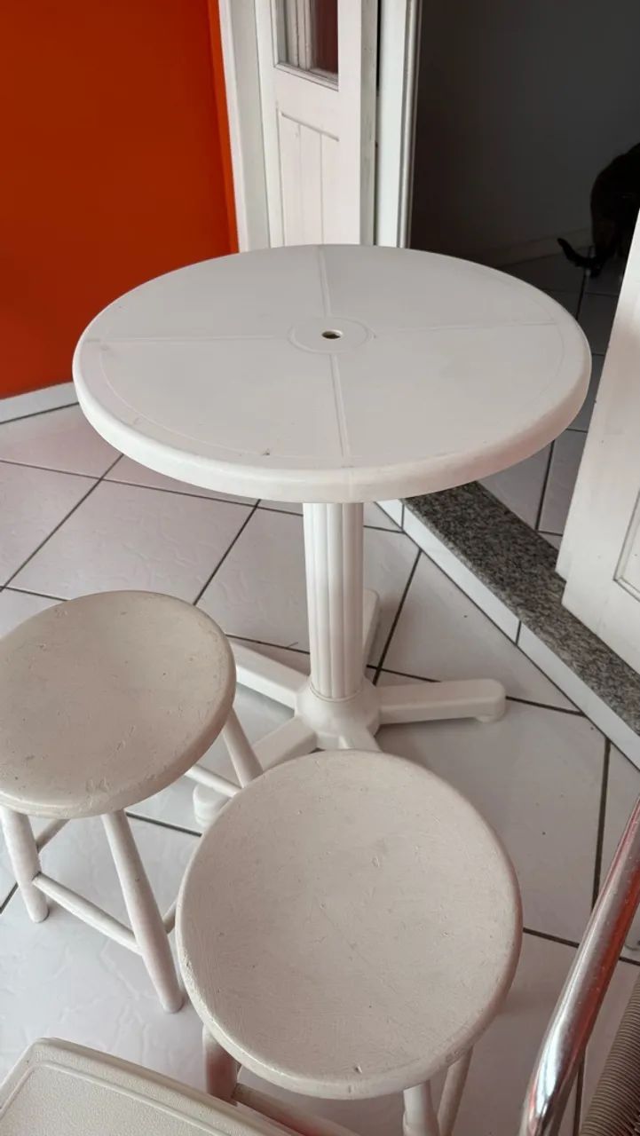 2 Cadeiras + Mesa + 2 Banquinhos + Cooler - Foto 3