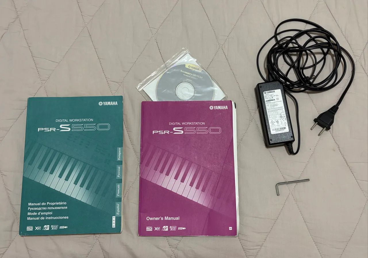 Teclado Yamaha PSR-S550 usado - Foto 5