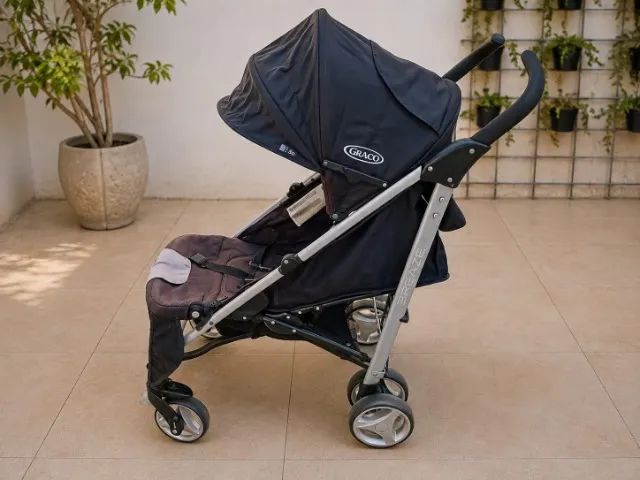 Carrinho de Bebê Graco - Conservado.
