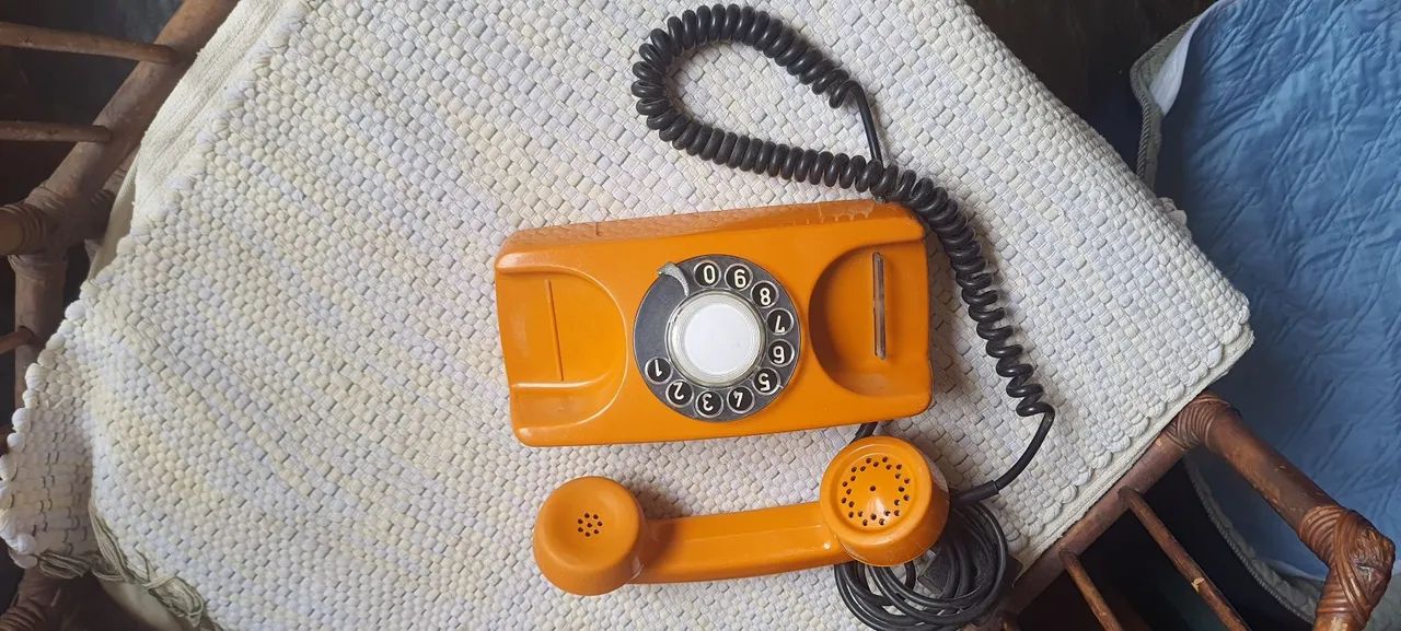 Telefone antigo de disco tijolinho - Foto 2