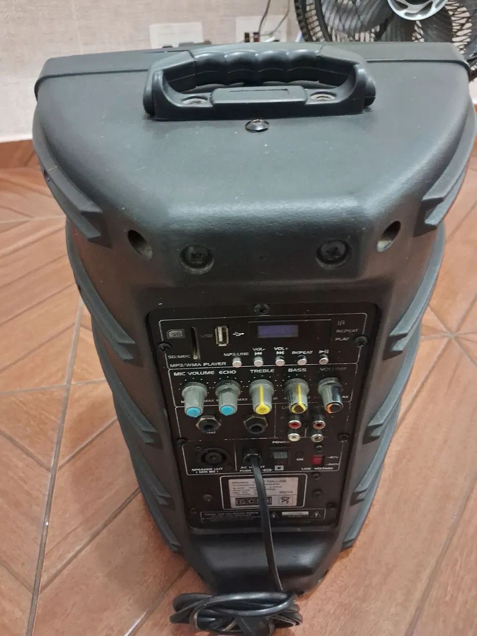 Caixa ativa csr 