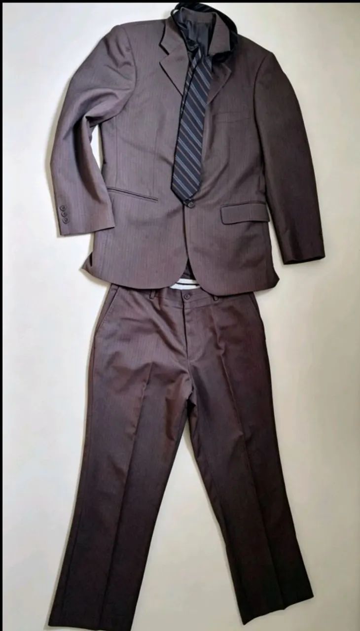 Terno Masculino Premium Cinza Escuro Com Gravatá 48 - Foto 4