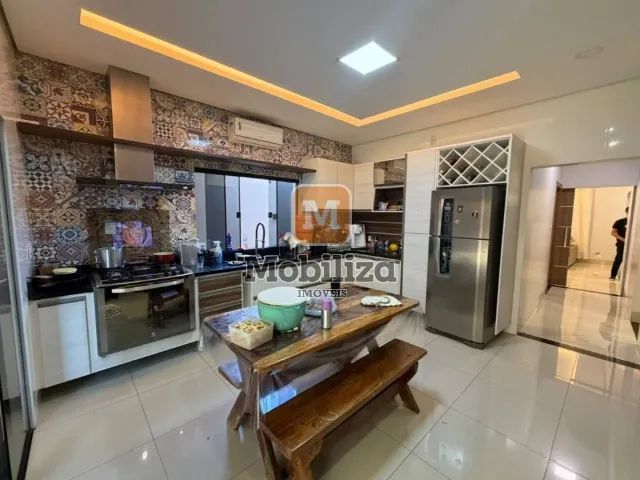 Exclusividade - casa ampla com 3 quartos sendo 2 suítes e área gourmet completa - Foto 3