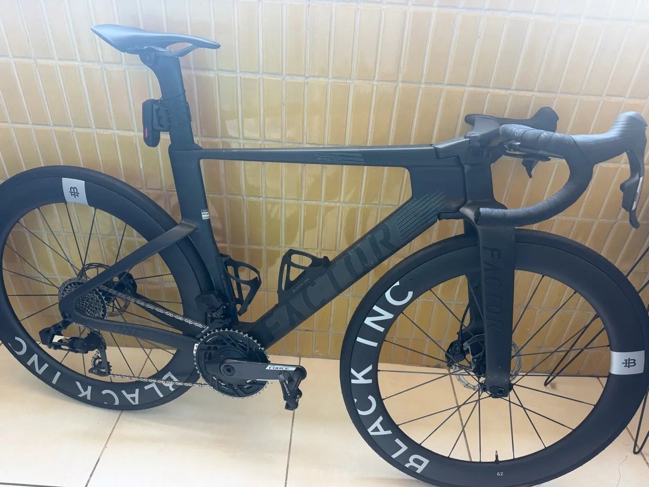 Bike FACTOR ONE 2026 - Foto 4