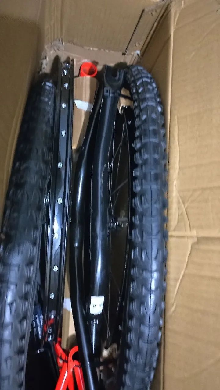 Vendo essa Bicicleta nova na caixa. - Foto 3