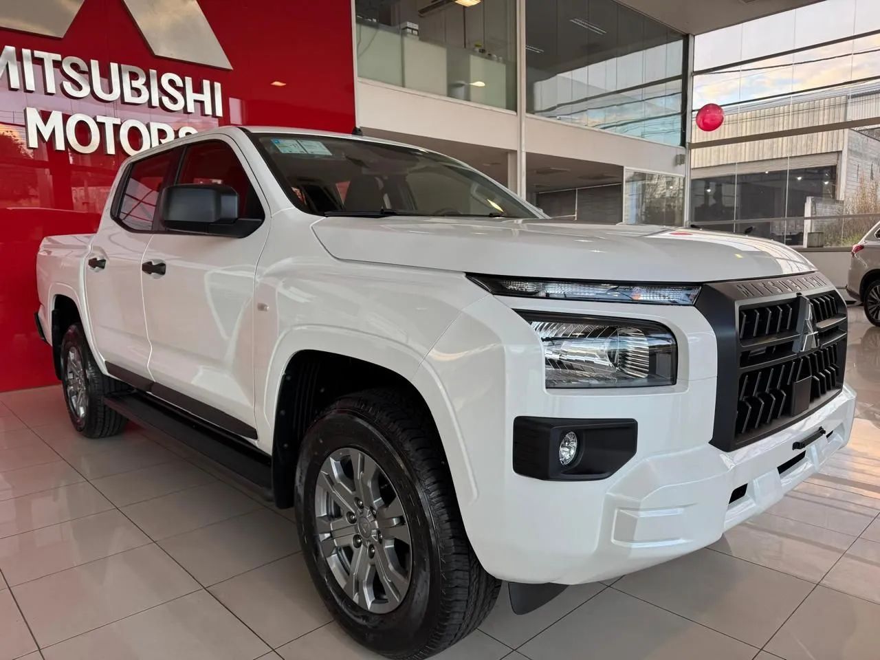 Mitsubishi Triton 2027