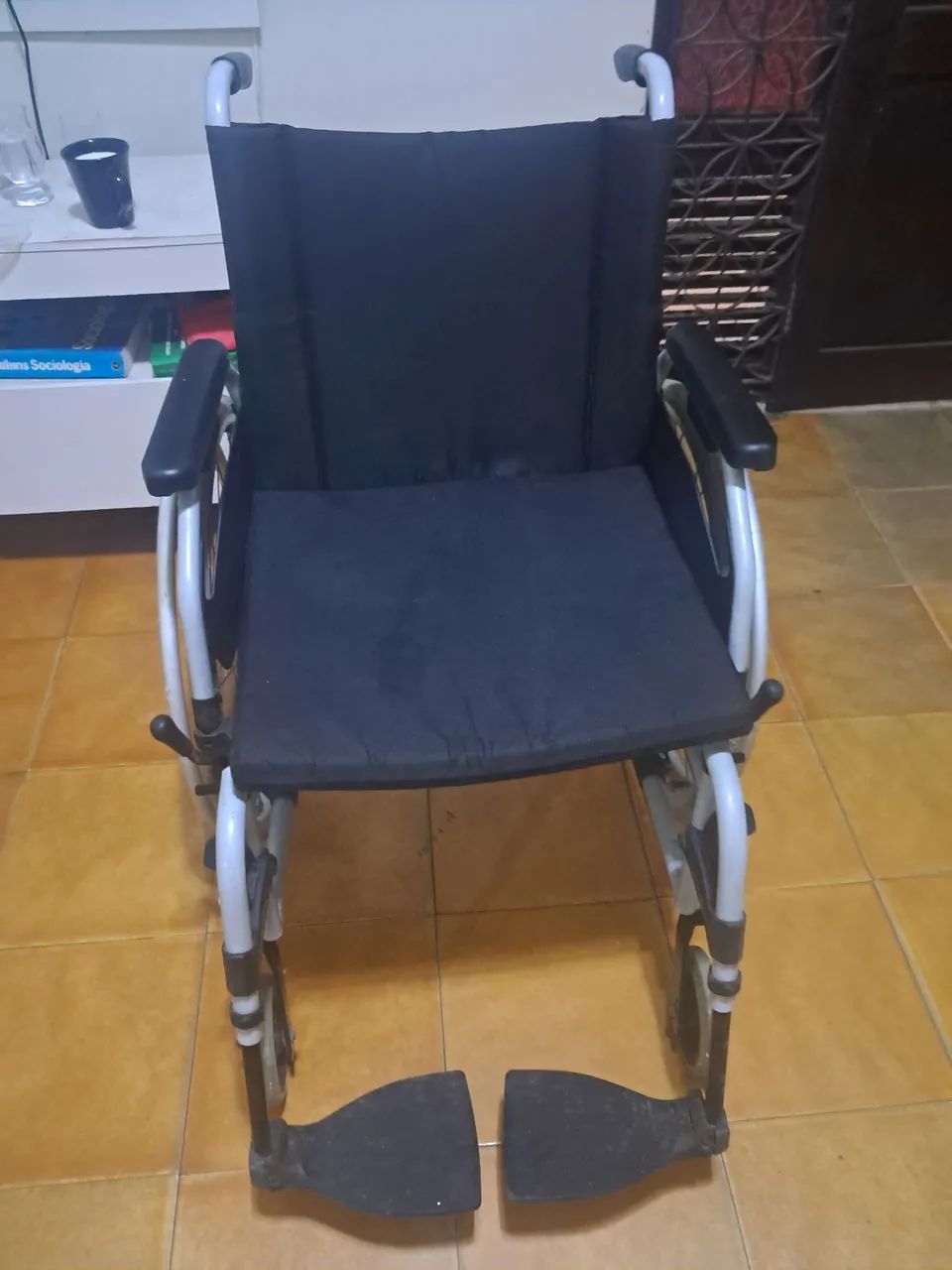 Cadeira de rodas - Foto 6