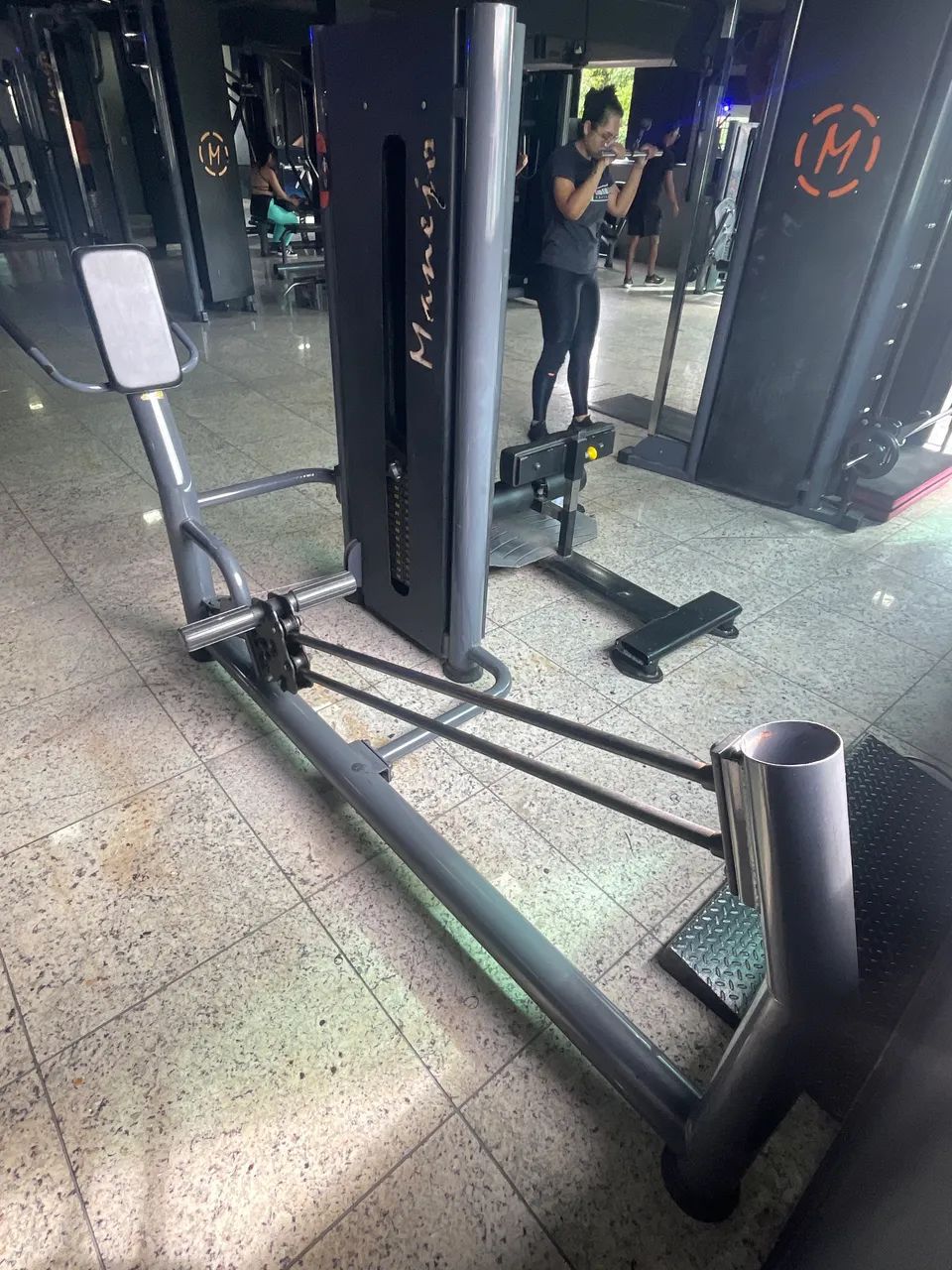 Máquina dê glúteo  - Foto 2