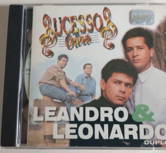CD Leandro e Leonardo Duplo - Sucessos de Ouro - Usado - Testado - Ótimo Estado - Foto 2