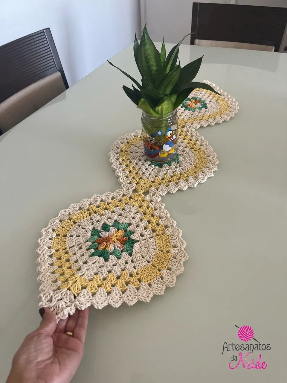 Caminho de mesa de crochê  - Foto 2